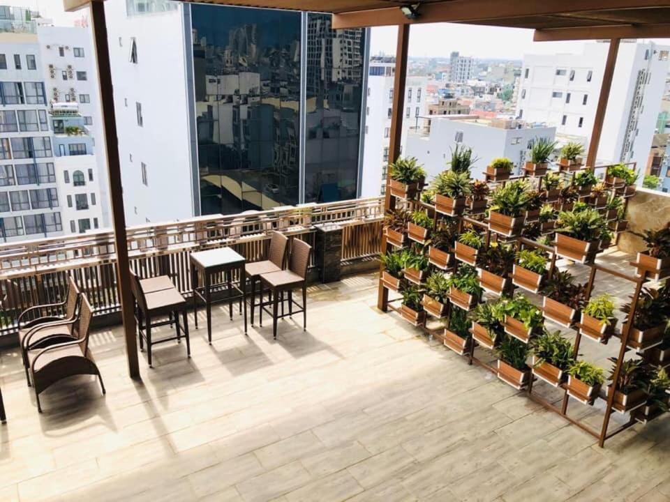 Monalisa Apartment Da Nang Bagian luar foto